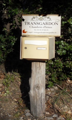 Transgardon - La boîte aux lettres sur la RN 106